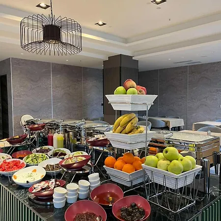 Bliss Palace & Hotel 5*