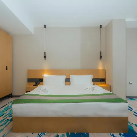 Bliss Palace & 5* Skopie
