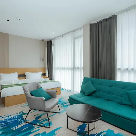 Bliss Palace & Hotel